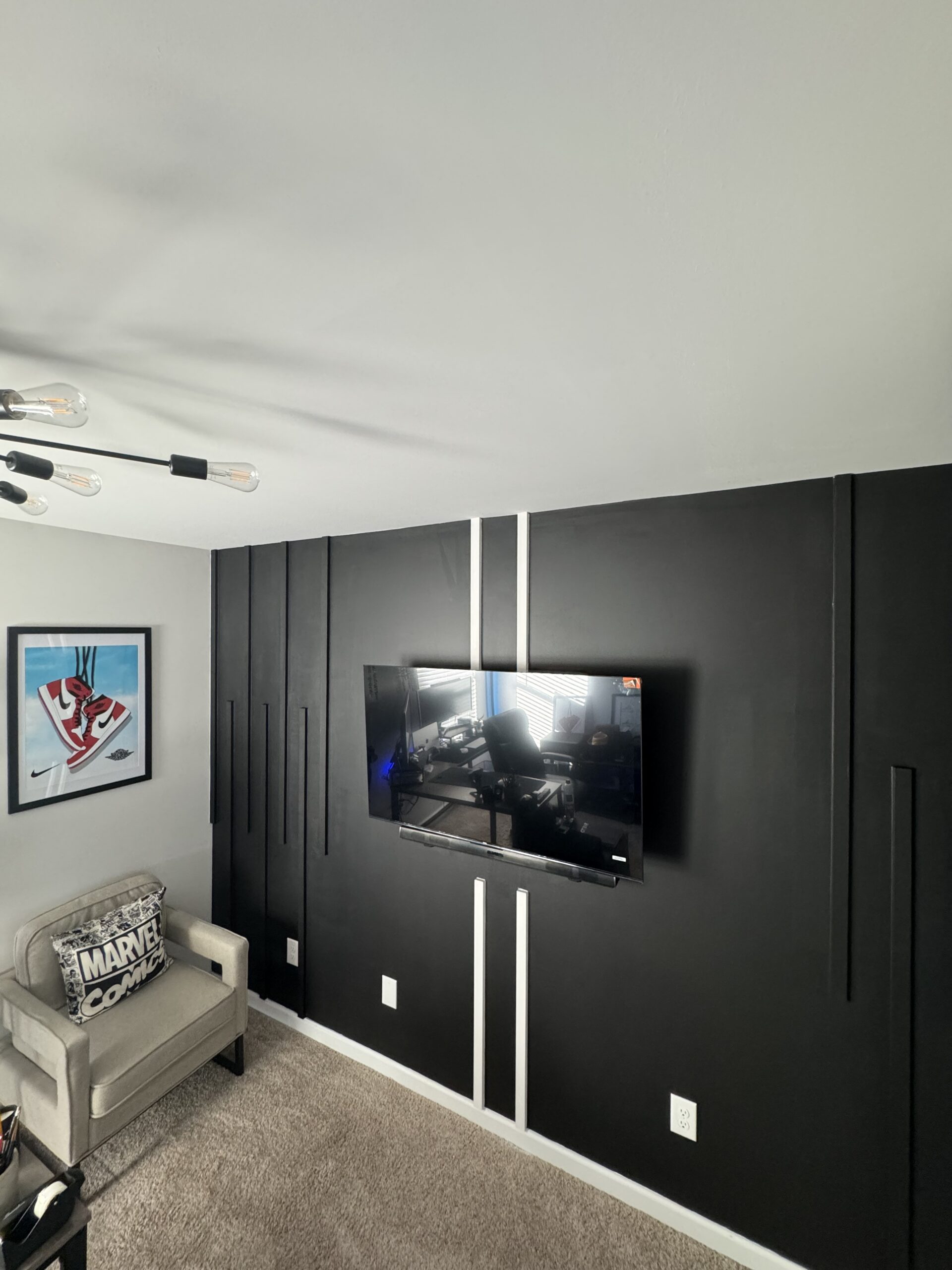 Accent wall black